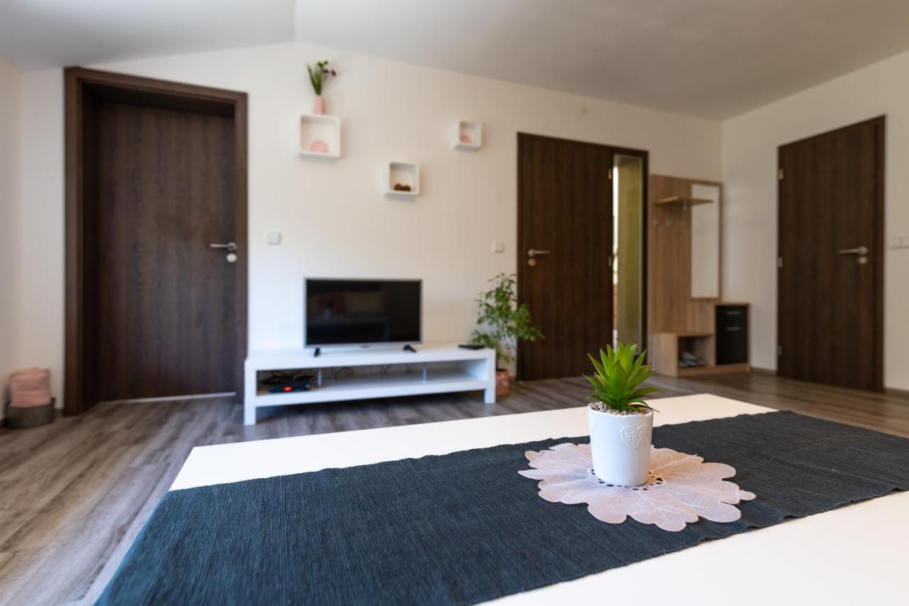 Apartman U Krizku Їглава Екстер'єр фото